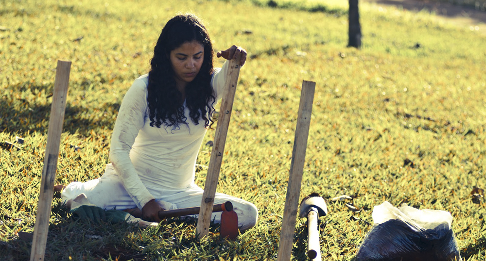Taller Performance Art con Larissa Ferreira (Brasil)