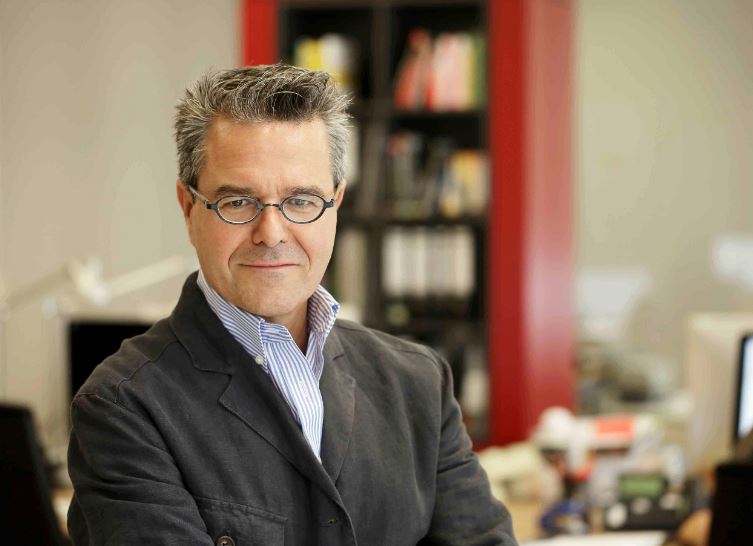 Másterclass“La industria editorial hoy» + Mentorías con el experto español Javier Celaya