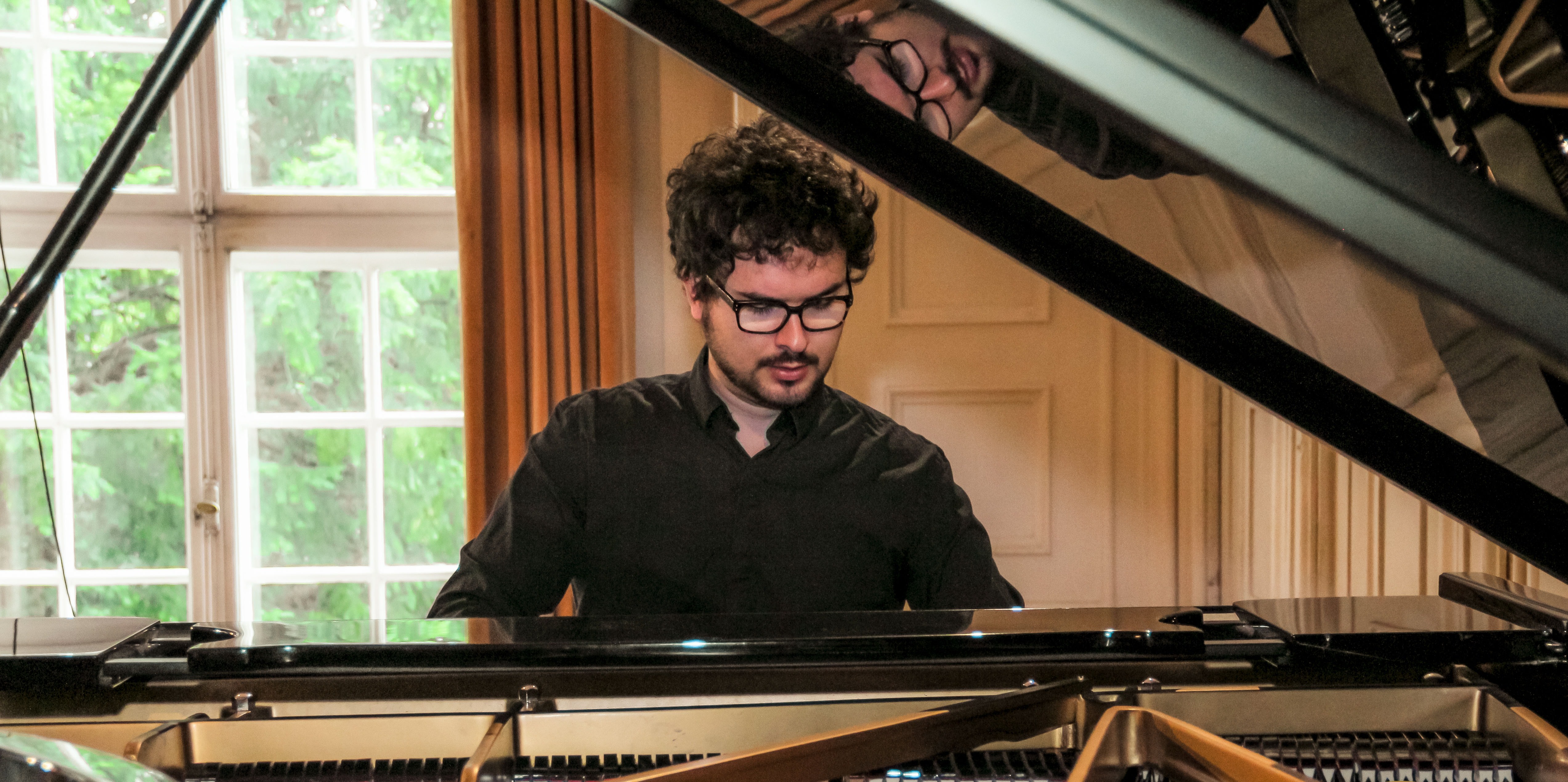 El pianista español Rubén Talón en Montevideo