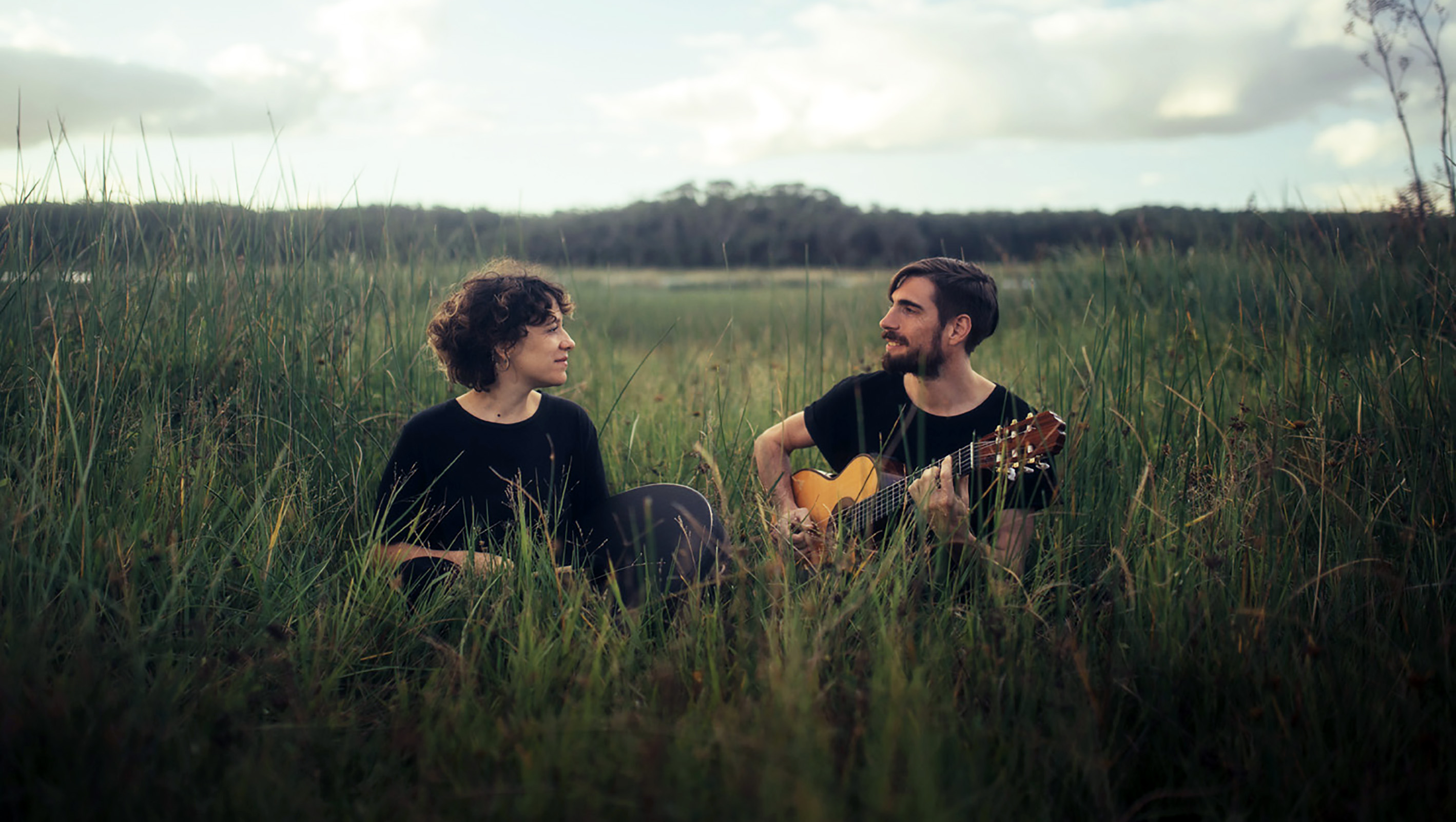 El imaginario de Dragón Dorado. Concierto musical, libros caseros y poesía